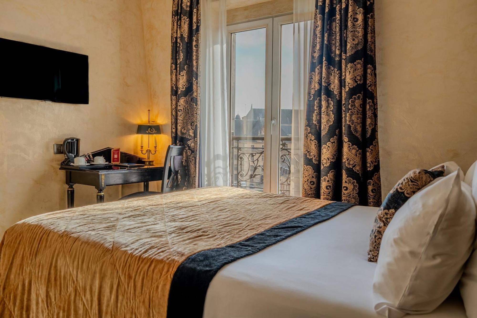 Hotel De L'Empereur By Malone Париж Екстериор снимка